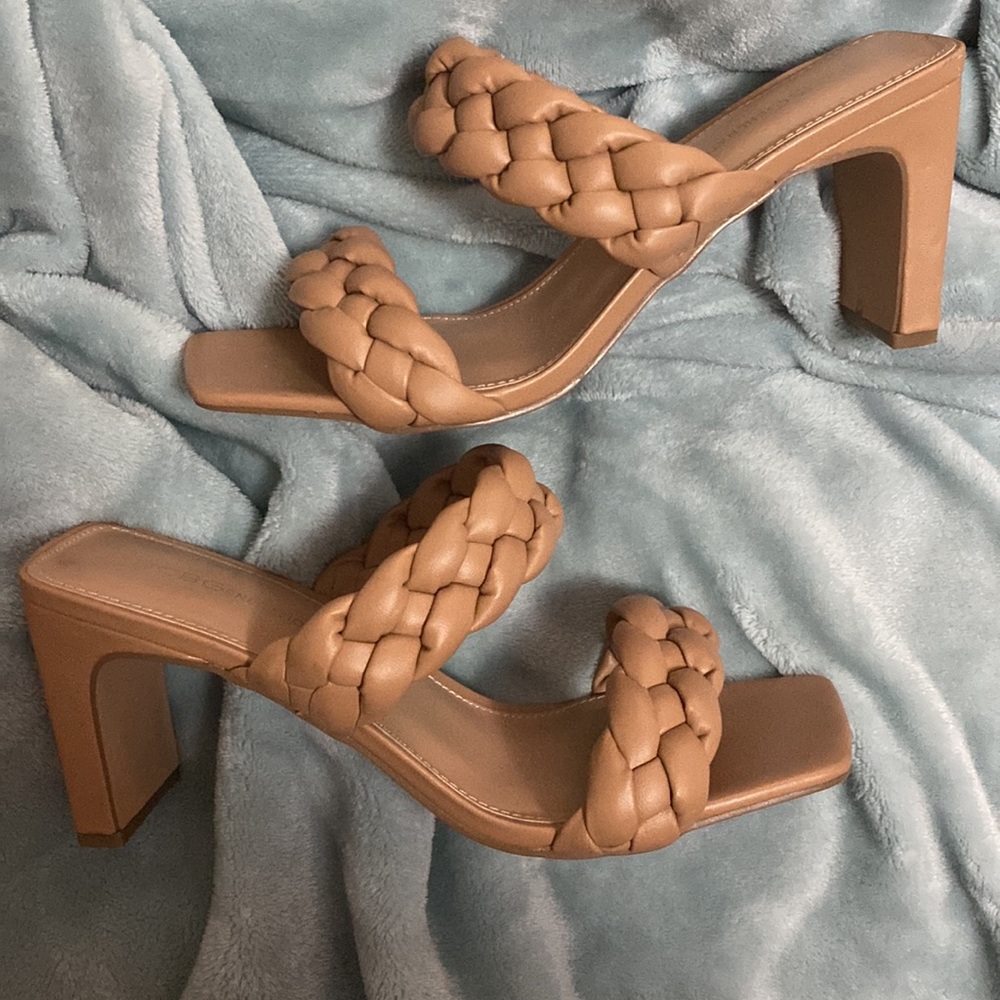 BCBGeneration Finaa Braided Heel Sandals size 8.5